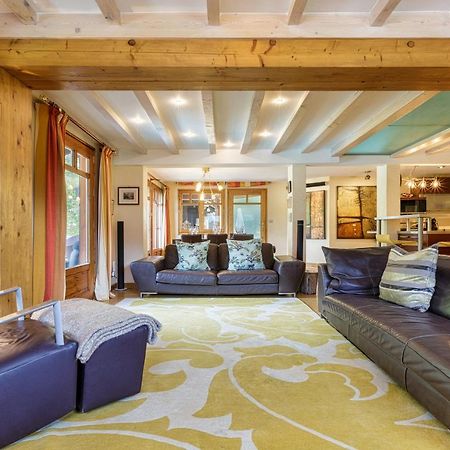 Chalet Galadhrim Chamonix Mont Blanc Valley เลอุชส์ ภายนอก รูปภาพ