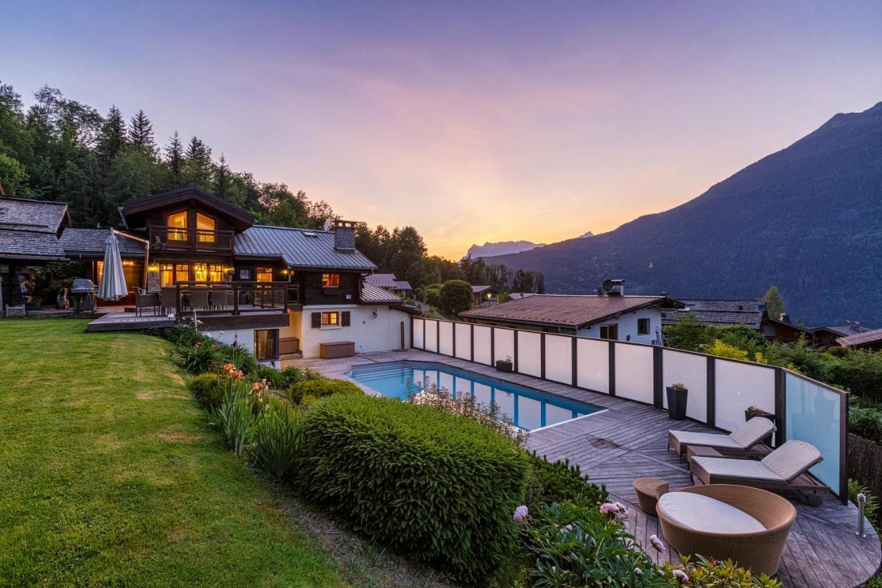 Chalet Galadhrim Chamonix Mont Blanc Valley เลอุชส์ ภายนอก รูปภาพ