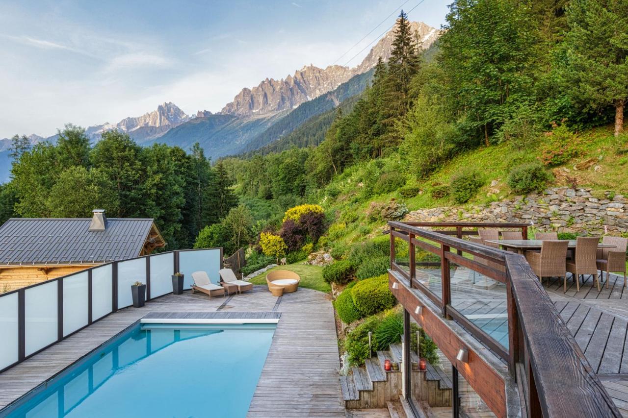 Chalet Galadhrim Chamonix Mont Blanc Valley เลอุชส์ ภายนอก รูปภาพ