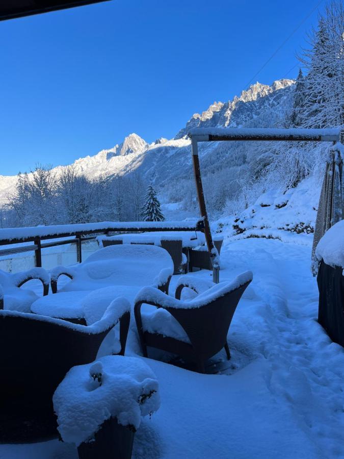 Chalet Galadhrim Chamonix Mont Blanc Valley เลอุชส์ ภายนอก รูปภาพ