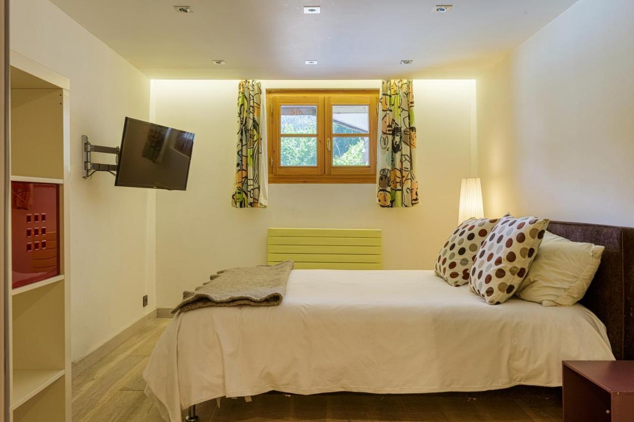 Chalet Galadhrim Chamonix Mont Blanc Valley เลอุชส์ ภายนอก รูปภาพ