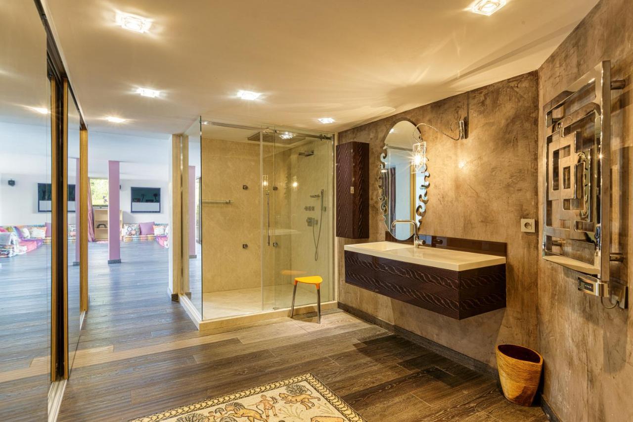 Chalet Galadhrim Chamonix Mont Blanc Valley เลอุชส์ ภายนอก รูปภาพ
